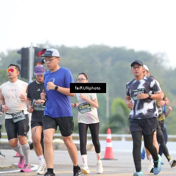 Runner Photo 6457823