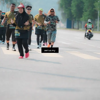 Runner Photo 6457824
