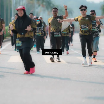 Runner Photo 6457844