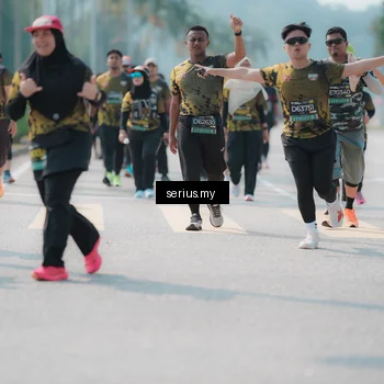Runner Photo 6457846