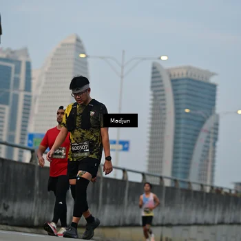 Runner Photo 6457864