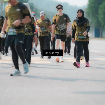 Runner Photo 6457873