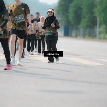 Runner Photo 6457883
