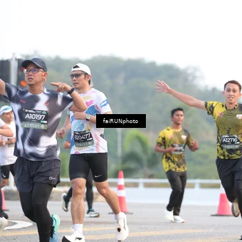 Runner Photo 6457897