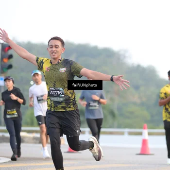Runner Photo 6457928