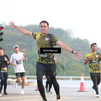 Runner Photo 6457929