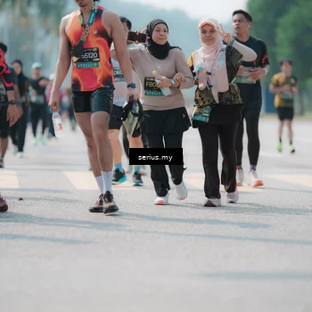 Runner Photo 6457931