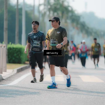 Runner Photo 6457959