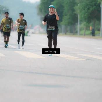 Runner Photo 6457992