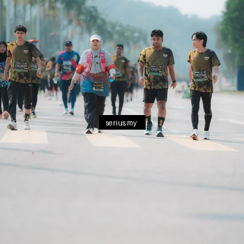 Runner Photo 6458030
