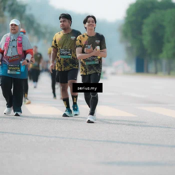 Runner Photo 6458057
