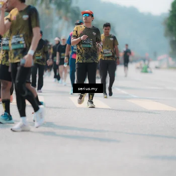 Runner Photo 6458084