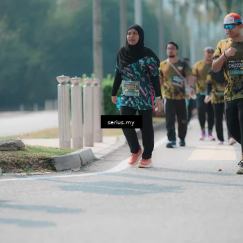 Runner Photo 6458093
