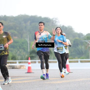 Runner Photo 6458105