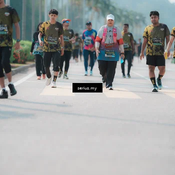 Runner Photo 6458133