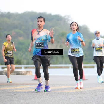 Runner Photo 6458143
