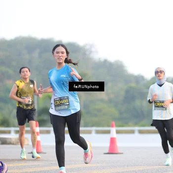 Runner Photo 6458145