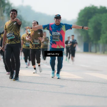 Runner Photo 6458149