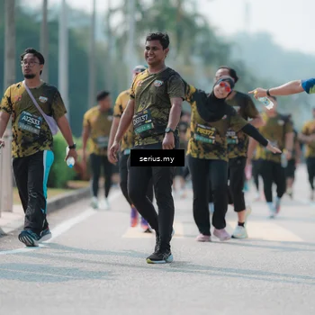 Runner Photo 6458154