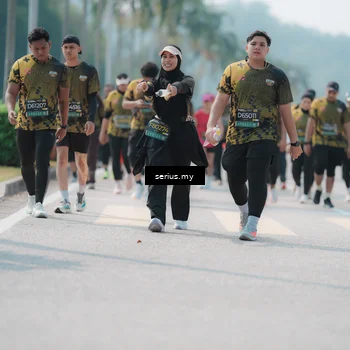 Runner Photo 6458192