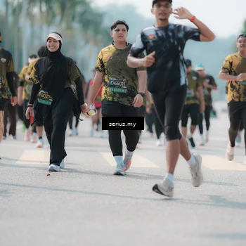 Runner Photo 6458213