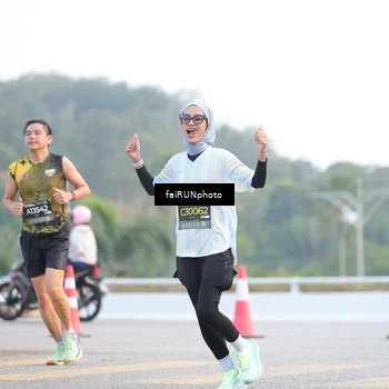Runner Photo 6458216