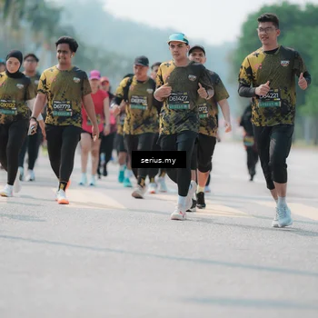 Runner Photo 6458236