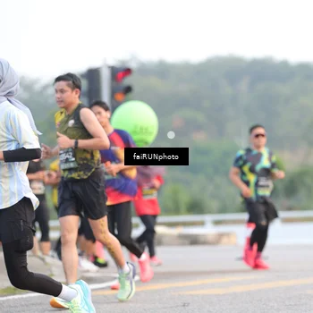 Runner Photo 6458245
