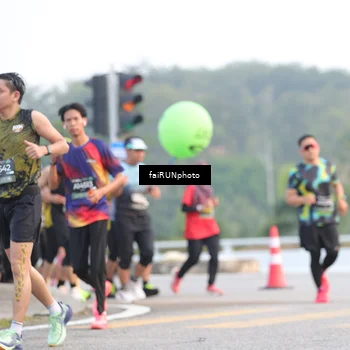 Runner Photo 6458290