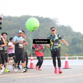 Runner Photo 6458346
