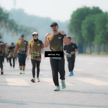 Runner Photo 6458360