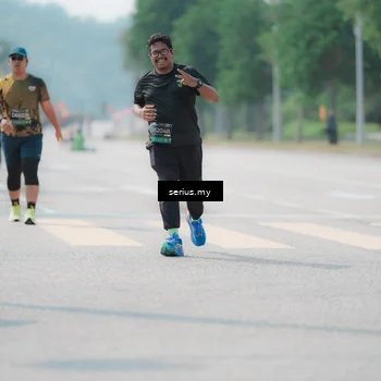 Runner Photo 6458396