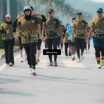 Runner Photo 6458424
