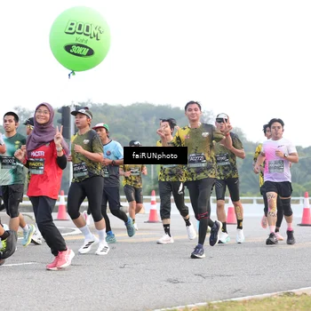 Runner Photo 6458446