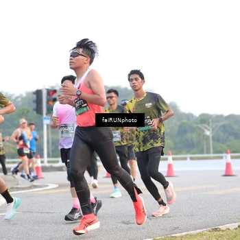 Runner Photo 6458548