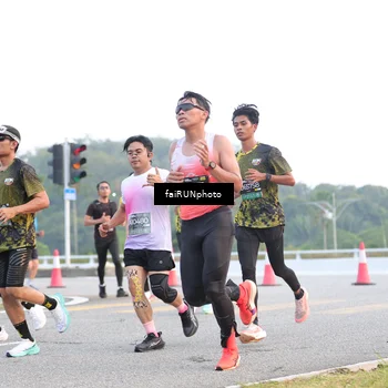Runner Photo 6458552