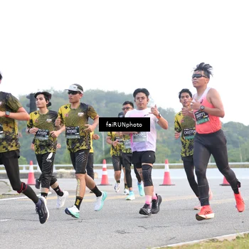 Runner Photo 6458554