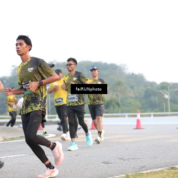 Runner Photo 6458606