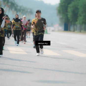 Runner Photo 6458613