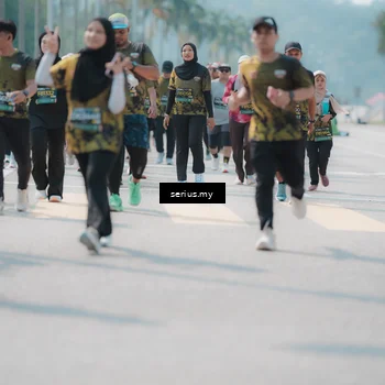 Runner Photo 6458624