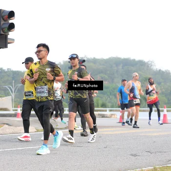 Runner Photo 6458640