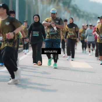 Runner Photo 6458649