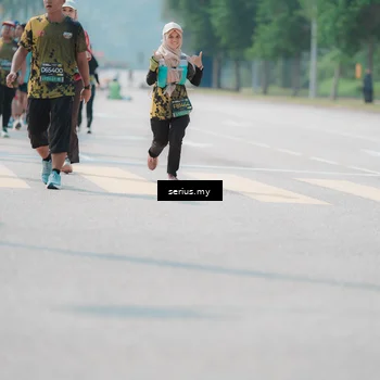 Runner Photo 6458669