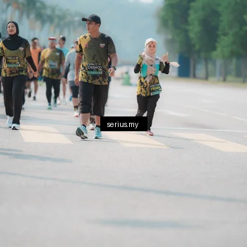 Runner Photo 6458673