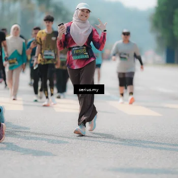 Runner Photo 6458725