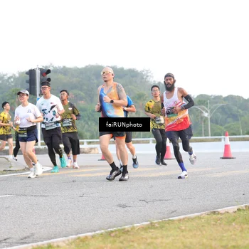 Runner Photo 6458732