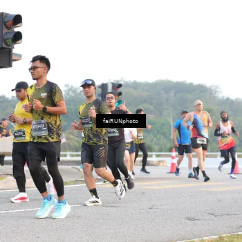 Runner Photo 6458755