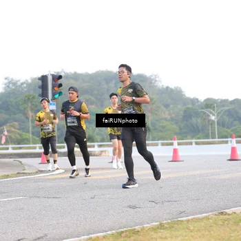 Runner Photo 6458769