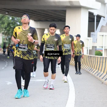 Runner Photo 6458773