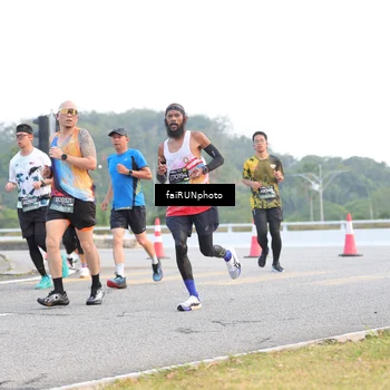 Runner Photo 6458774